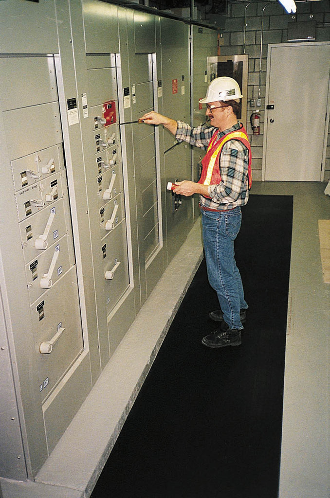 Switchboard Class III 3/8in - Dielectric - Summat.ca
